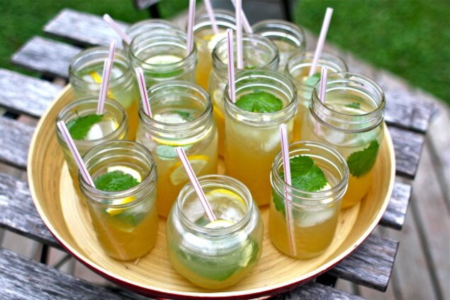 Medovková limonáda