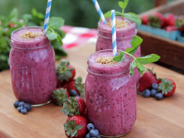 Smoothie z lesného ovocia